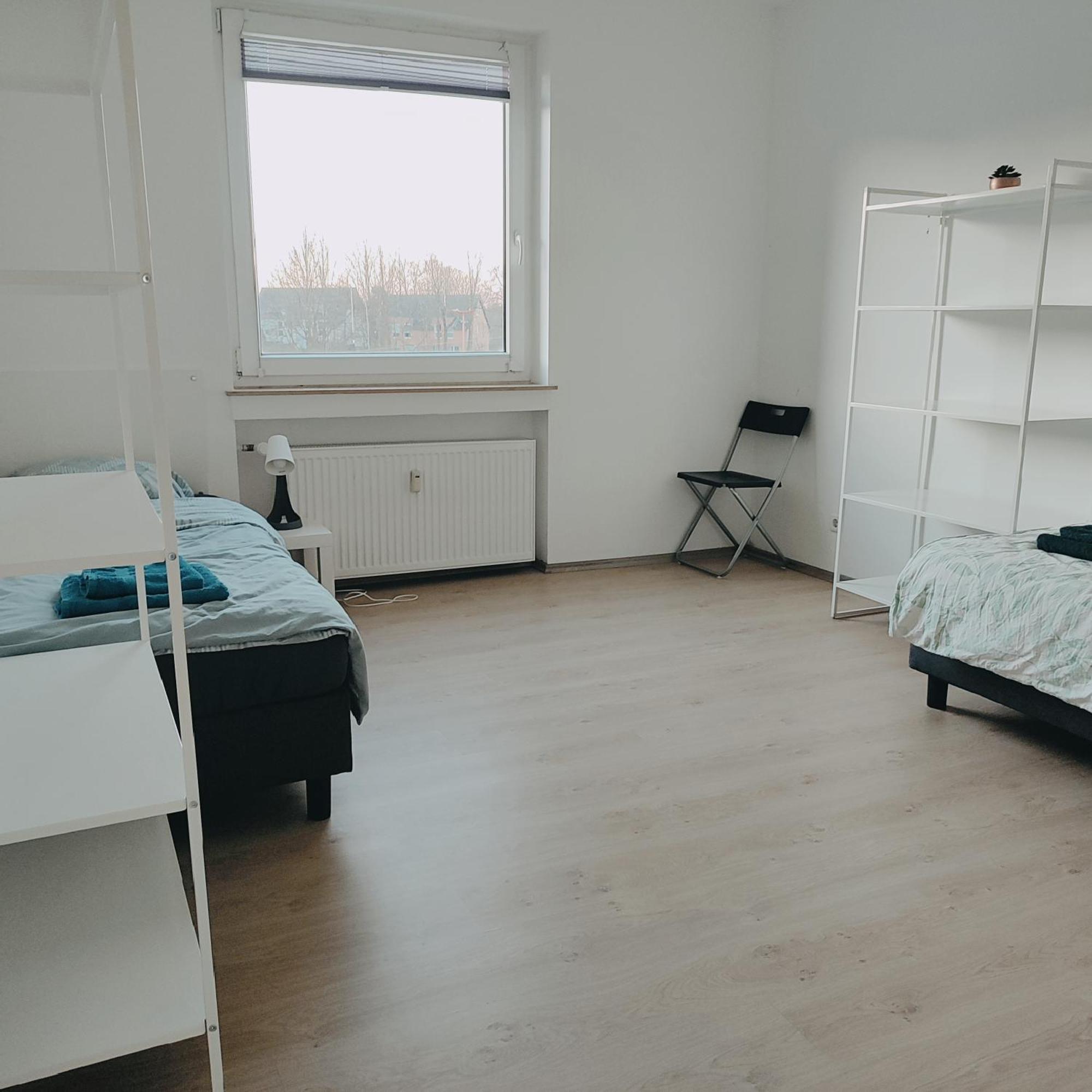 Monteur-Ferien-Messewohnung Mettmann 6 Personen 2 Og Eksteriør billede